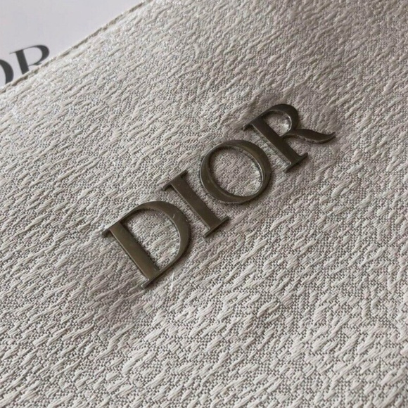 Dior Trousse Clutch Make Up Pouch Silver VIP Gift Handbag Novelty Authentic NEW - Picture 2 of 3